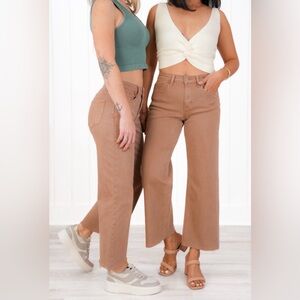 Size 31 Vervet High Rise Wide Legged Cropped Jean